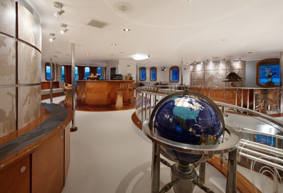 SHERAKHAN Bridge Deck Bar Salon