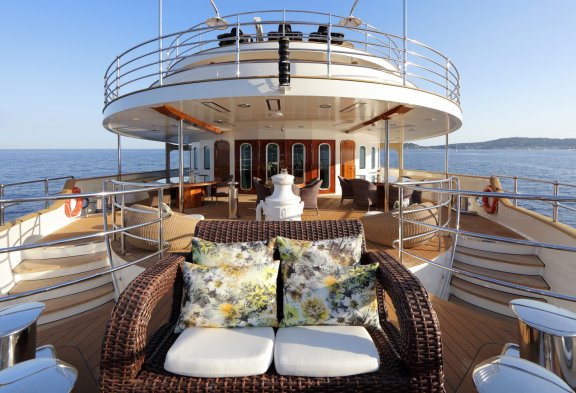 SHERAKHAN Main Deck Aft