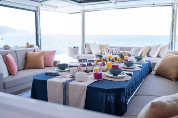 Image of SUN DAZE yacht #11