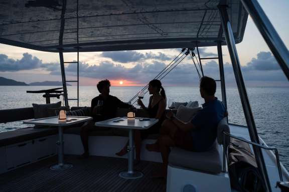 Image of SUN DAZE yacht #18