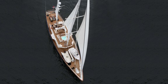 Sunny Hill - Exterior