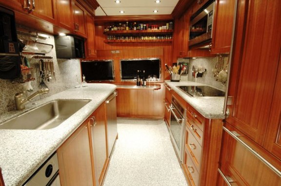 CaryAli now VIVIERAE yacht - Galley