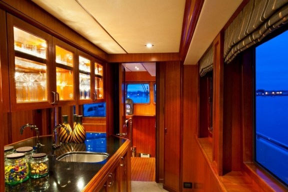 The 26m Yacht VIVIERAE