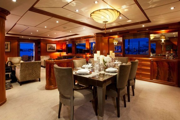 The 26m Yacht VIVIERAE