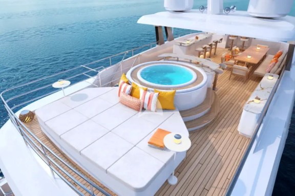 Exterior Sunbathing Area