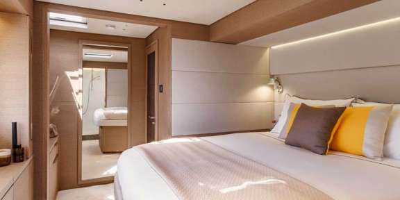 Image of LADY ROSE yacht #9