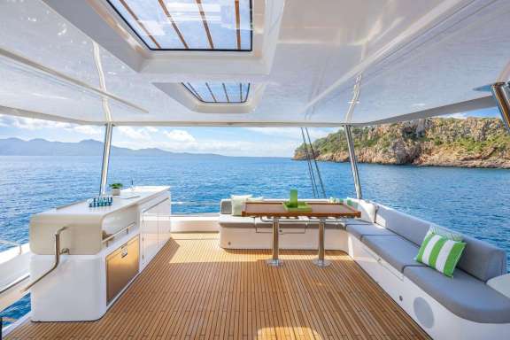 Image of GRACE 60 yacht #6
