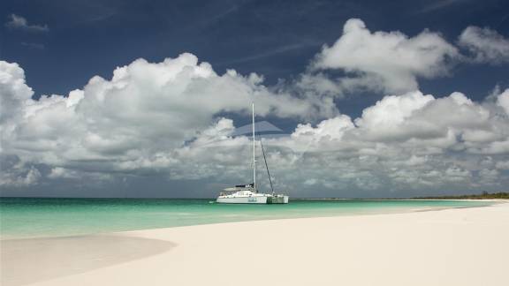 7 Miles of beach, Belline 2 on Barbuda