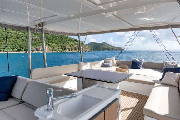 Image of DREAM ON yacht #13
