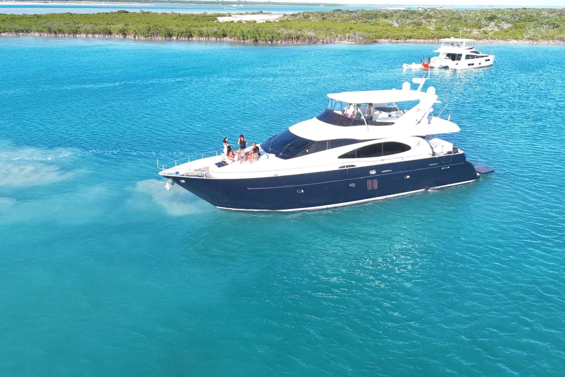 Main image of Saphire Blue yacht
