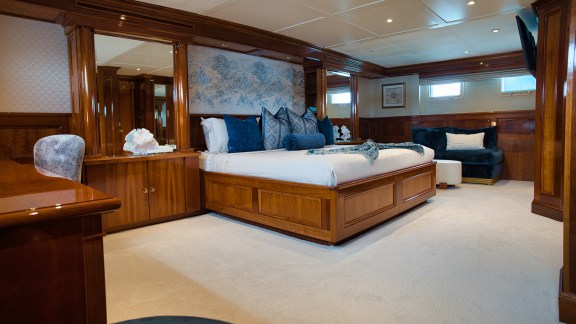 Image of BLU yacht #13