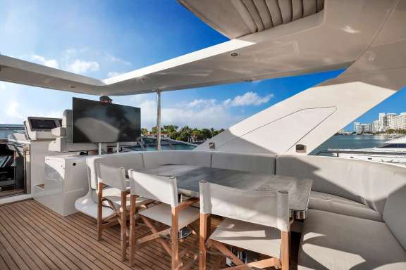 Image of Cloud 9 yacht #14
