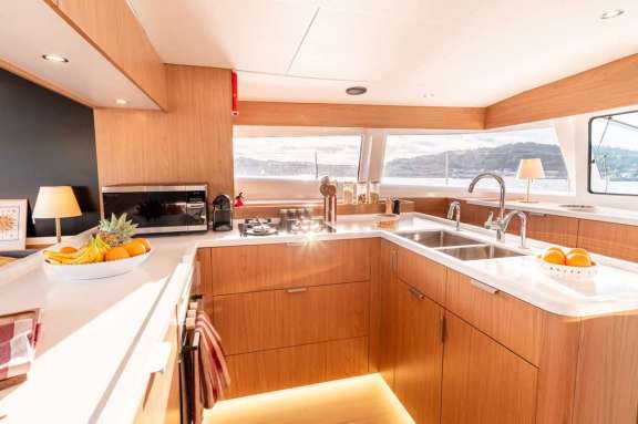 Image of HIRAYA yacht #13