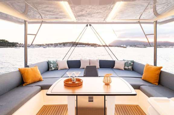 Image of NO RUSH yacht #5