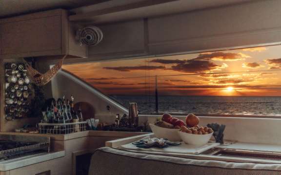 Image of PurelyBlu yacht #4