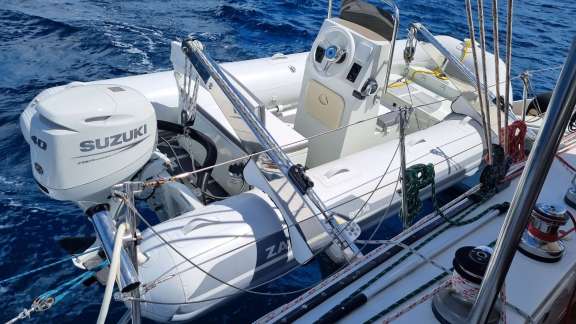 2025 Zar Mini 14' w/60 HP Suzuki