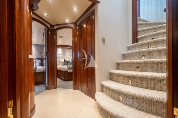 LOWER MIDSHIP STATEROOMS