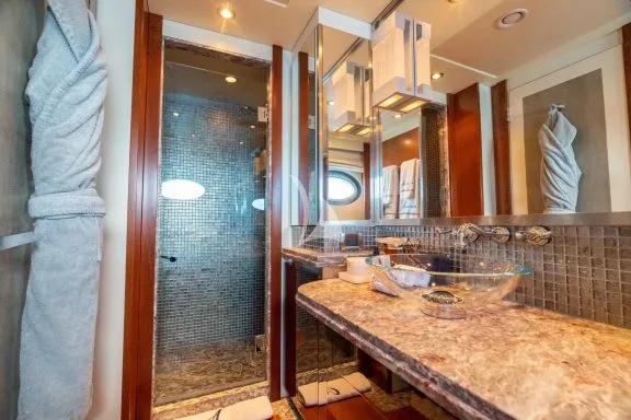 Twin Bathroom