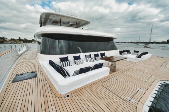 Bow lounge area