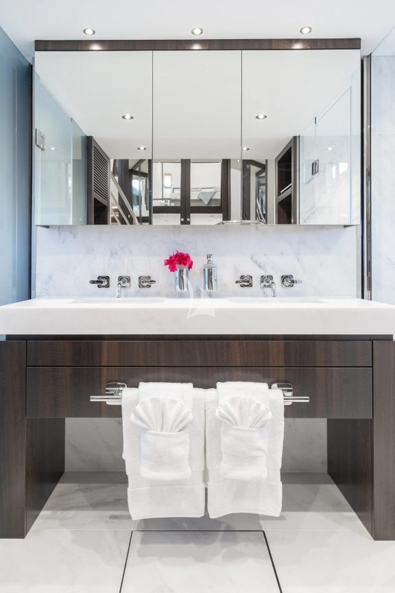 MAIN DECK MASTER STATEROOM ENSUITE