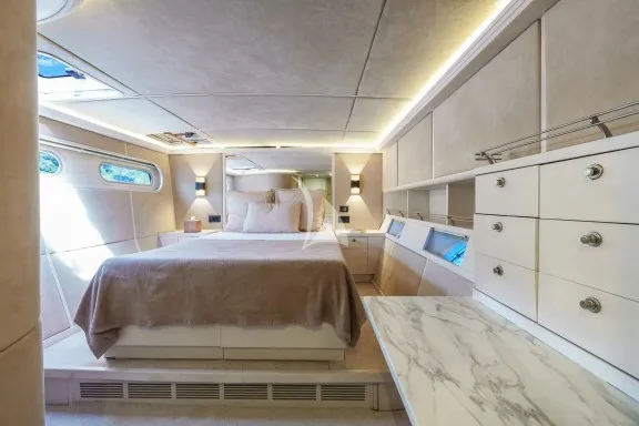VIP cabin