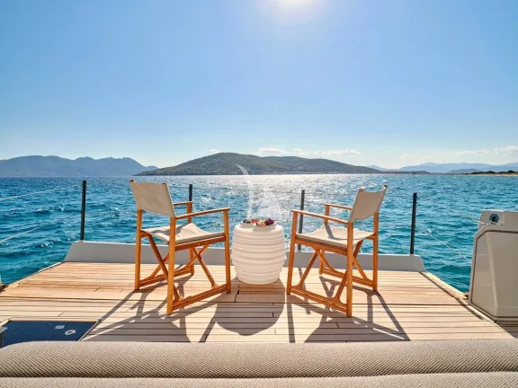 Sistership (Balcony area)