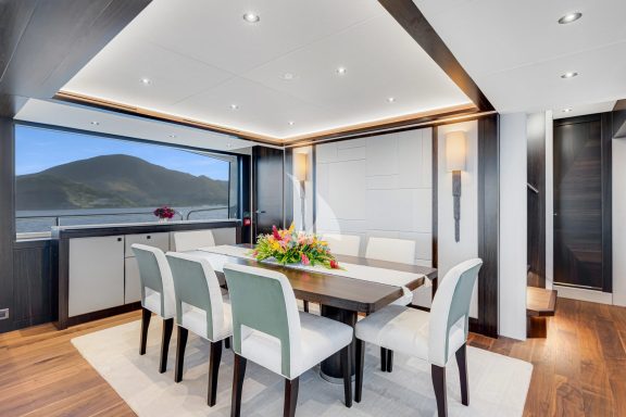 MAIN DINING