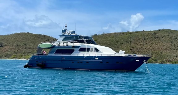 Image of QARA yacht #2
