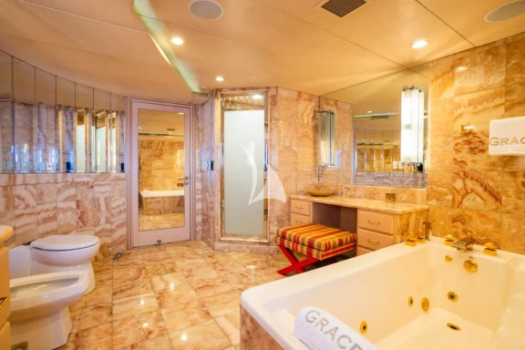 Image of GRACE yacht #40