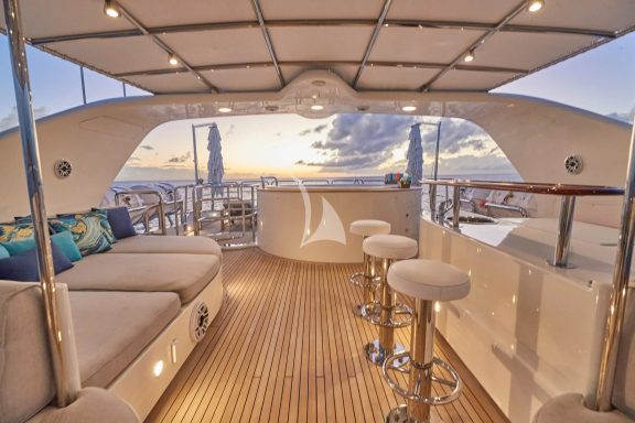 Sundeck lounge