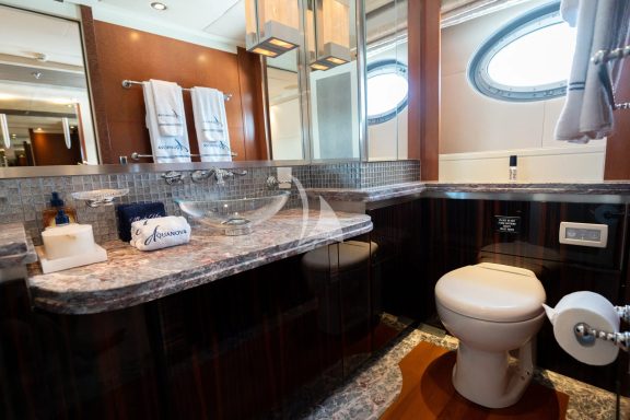 VIP Cabin Bathroom