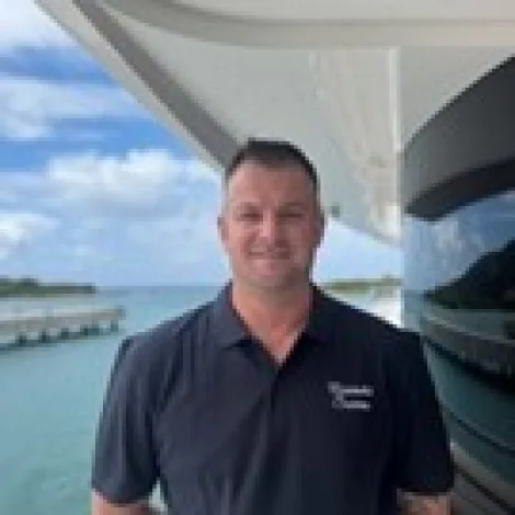 Crew of ACCIDENTAL SUCCESS II|Justin Claassens — Captain