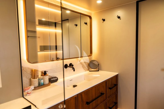 Image of ENCORE yacht #18