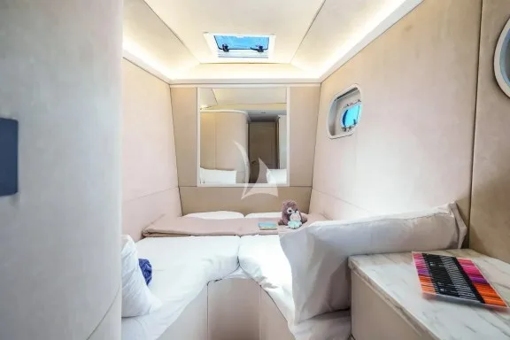 Twin cabin