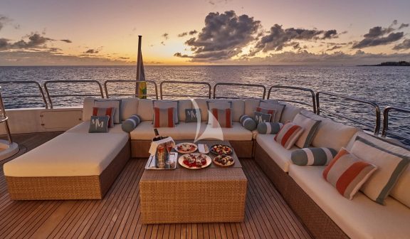 Bridge deck aft seating