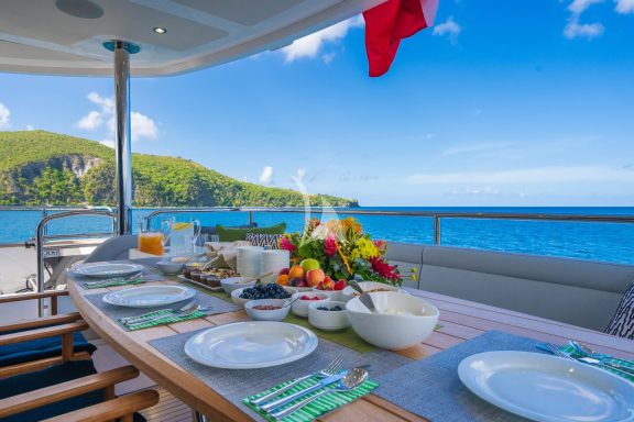 MAIN DECK AFT