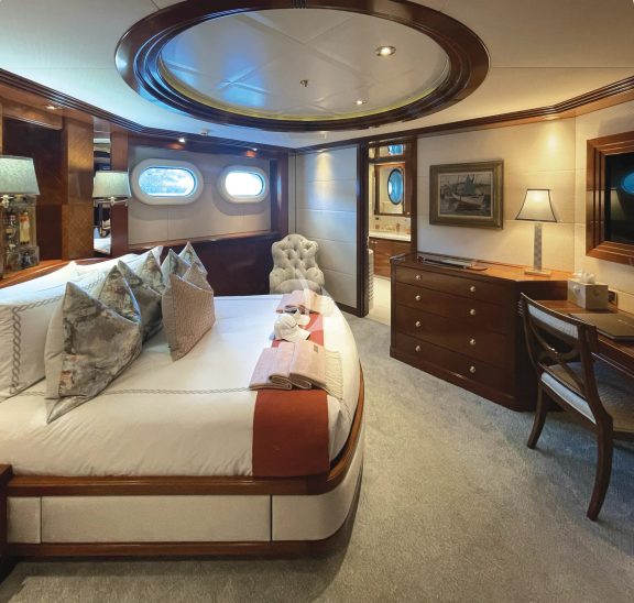 The guest staterooms on BLUE MOON all come equipped with desks, HDTVs and ample closet space for storage.