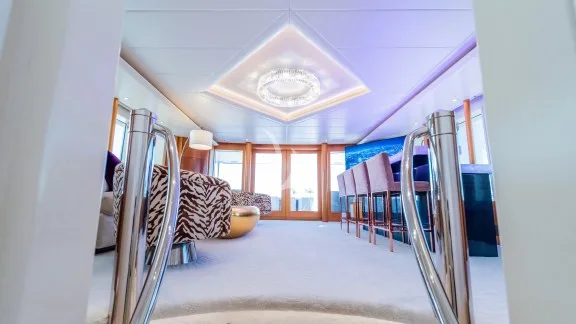 Skylounge Stairs