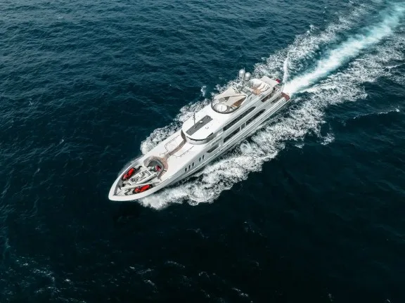 Image of JUST ENOUGH yacht #2