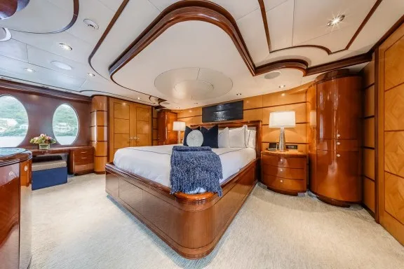 Image of JUST ENOUGH yacht #22