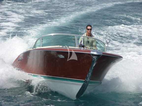 BLUE MOON's classic RIVA tender is as stylish as it is powerfulâ¦perfect for a relaxing cruise or thrilling day of watersports.