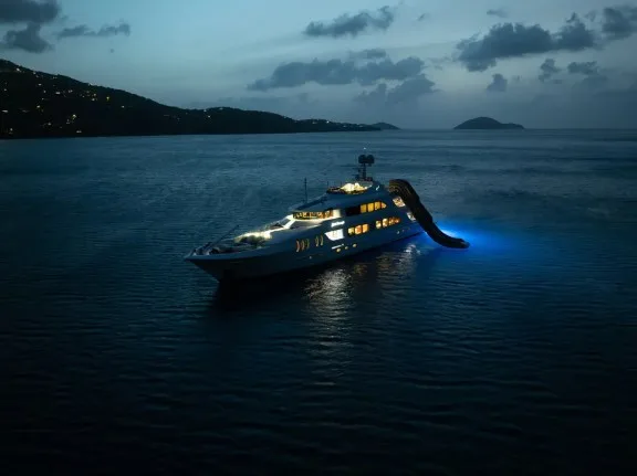 Image of JUST ENOUGH yacht #39