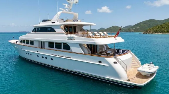 BVI Benetti 120 Class: Benetti or similar