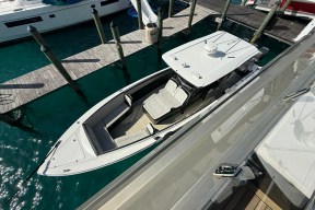 Real Yacht Image from Review