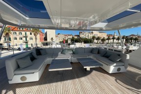 Real Yacht Image from Review