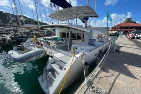 Real Yacht Image from Review