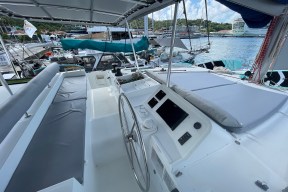 Real Yacht Image from Review