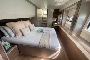 Real Yacht Image from Review