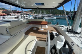 Real Yacht Image from Review