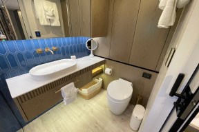 Real Yacht Image from Review